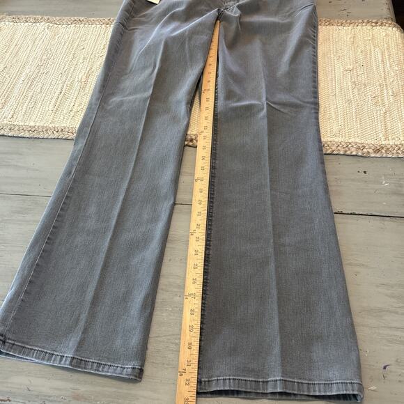 NWT Laura Ashley Gray Tummy Slimming Bootcut Jeans Sz 16 W Rhinestone Pockets - Picture 2 of 8